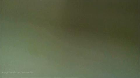 858